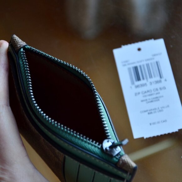 Coach C4281 Zip Card Case In Signature Canvas - Picture 7 of 7